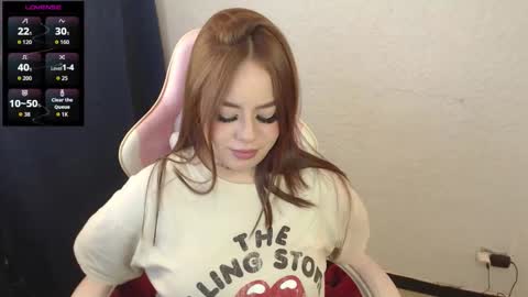 Abril Freelance Model online show from December 16, 2025, 4:06 am