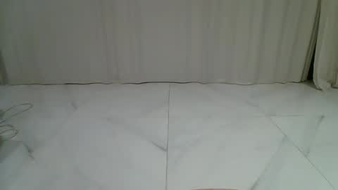 april2000 online show from February 10, 2025, 7:07 pm