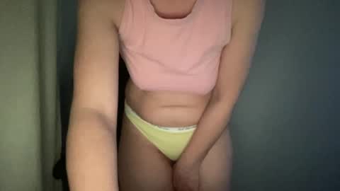 Snapshot of april2020cute chatting on February 18, 2025, 5:53 pm April online show from February 18, 2025, 5:53 pm