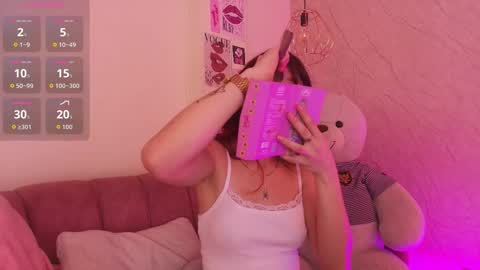   online show from September 9, 2025, 12:15 pm