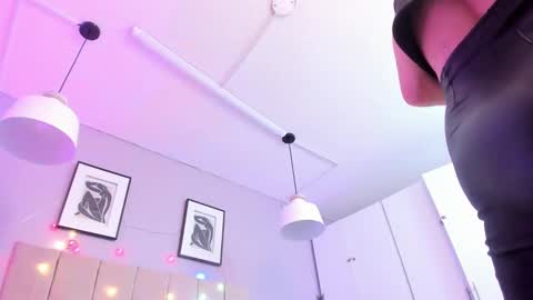 April online show from December 20, 2024, 4:04 pm