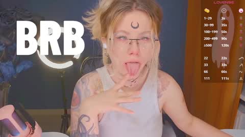 Snapshot of april_hentaigirl chatting on December 6, 2024, 7:23 pm my special content online show from December 6, 2024, 7:23 pm