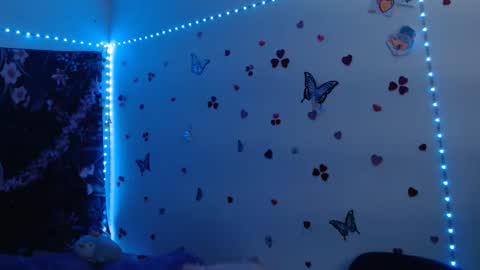 april_l6 online show from December 16, 2025, 7:30 pm