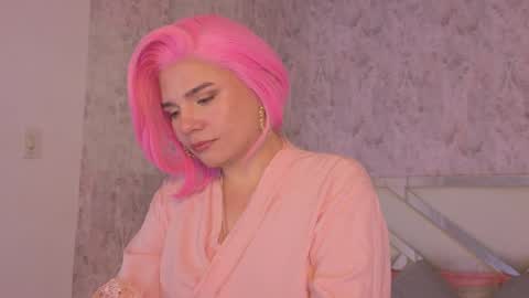 Isabella online show from April 10, 2026, 9:19 pm