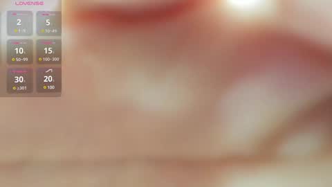 Snapshot of aprildubois_ chatting on December 6, 2024, 4:58 am April online show from December 6, 2024, 4:58 am