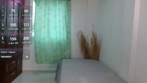          online show from November 4, 2025, 1:21 pm