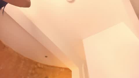 Snapshot of aprill_fox chatting on June 5, 2026, 7:36 am aprill_fox online show from June 5, 2026, 7:36 am