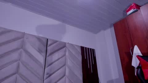 Snapshot of aprill_vagner chatting on May 7, 2026, 2:28 am Aprill Vagner online show from May 7, 2026, 2:28 am