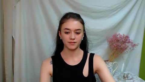 Aprill online show from January 15, 2025, 2:13 pm