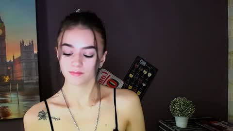 Aprill online show from January 21, 2025, 2:05 pm