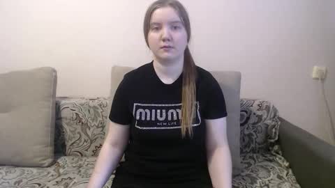 Snapshot of aquanarmin chatting on February 19, 2026, 3:46 am Josefin online show from February 19, 2026, 3:46 am