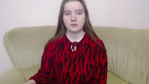 Josefin online show from March 3, 2026, 3:45 am