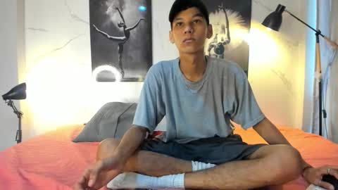 aquarius_xxx online show from November 4, 2025, 12:48 pm