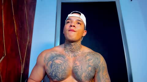 AquilesElpapi online show from October 30, 2025, 1:29 am