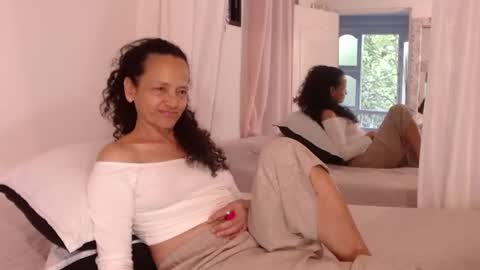 Snapshot of arabiel chatting on July 22, 2026, 10:01 pm Nadia Cyel online show from July 22, 2026, 10:01 pm