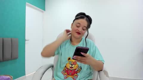 aradia_kiss online show from October 22, 2025, 6:29 pm