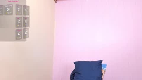 aranna_wild online show from September 10, 2025, 11:27 pm