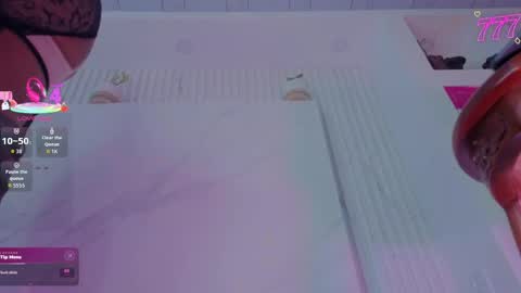 Snapshot of arcana_angel chatting on April 25, 2026, 10:40 pm Angel online show from April 25, 2026, 10:40 pm