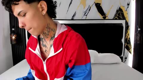 Snapshot of arceluuz chatting on January 30, 2025, 3:22 am Arceluz online show from January 30, 2025, 3:22 am