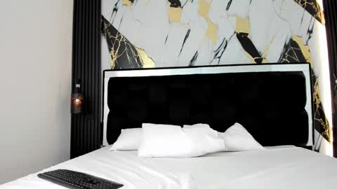 Snapshot of arceluuz chatting on February 1, 2025, 8:26 pm Arceluz online show from February 1, 2025, 8:26 pm