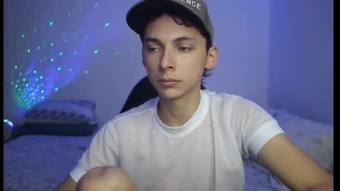 ARCHIBALDO online show from December 28, 2024, 11:48 pm