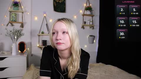 Jenny online show from October 5, 2025, 7:39 am