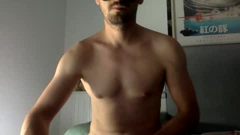 Snapshot of arcticcuddle chatting on May 30, 2026, 11:29 am arcticcuddle online show from May 30, 2026, 11:29 am