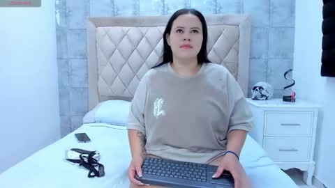 Ares And Gabby online show from September 13, 2025, 12:38 pm