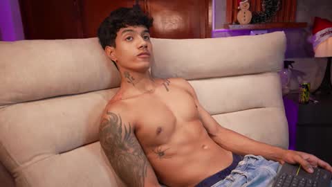 aress444 online show from December 20, 2025, 11:23 pm