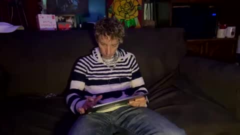 Snapshot of argabright chatting on February 23, 2025, 12:48 pm argabright online show from February 23, 2025, 12:48 pm