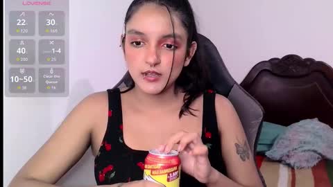 Bella online show from October 25, 2025, 1:35 am