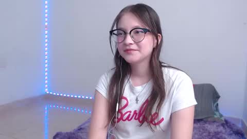 Ahri James online show from October 21, 2025, 2:34 am