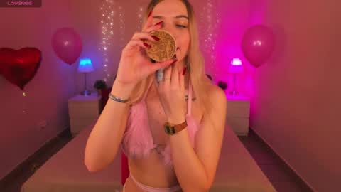 aria69stars online show from February 13, 2025, 7:03 am