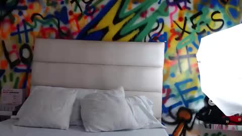 aria online show from December 16, 2024, 12:06 pm