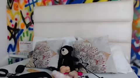 aria online show from December 18, 2024, 11:56 am