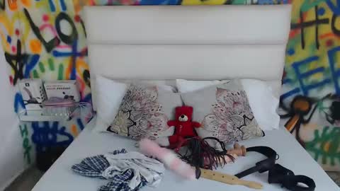 aria online show from February 22, 2025, 12:51 pm