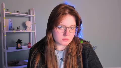 aria_mist online show from January 11, 2026, 9:47 am