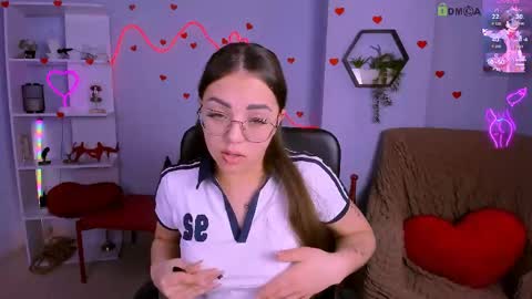 aria_voss_ online show from May 28, 2026, 6:00 am