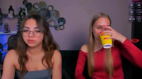 aria_voss_ online show from May 29, 2026, 6:00 am