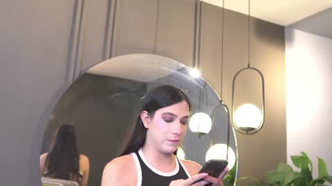 Snapshot of ariaa_isabell chatting on July 9, 2026, 6:45 pm Ariaa online show from July 9, 2026, 6:45 pm
