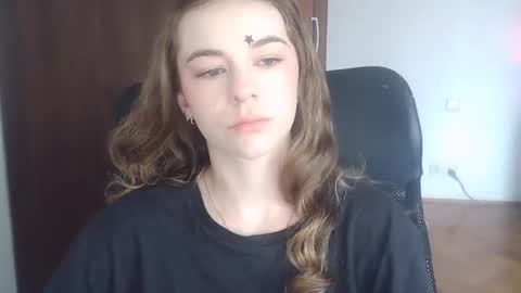 AriaCreazy online show from June 30, 2026, 6:14 am