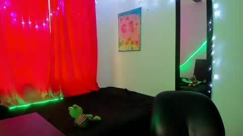 Snapshot of ariadna_4 chatting on March 7, 2025, 8:44 pm ariadna_4 online show from March 7, 2025, 8:44 pm