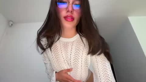 ARIADNA  IM NEW HERE THANK YOU VERY MUCH FOR FOLLOWING ME online show from July 3, 2026, 1:01 am