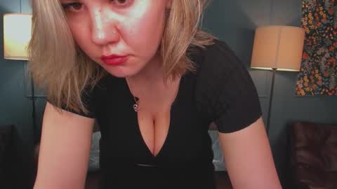 Snapshot of ariaeven chatting on March 29, 2026, 10:15 am ariaeven online show from March 29, 2026, 10:15 am