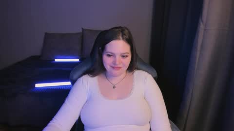 Aria online show from September 14, 2025, 7:46 pm