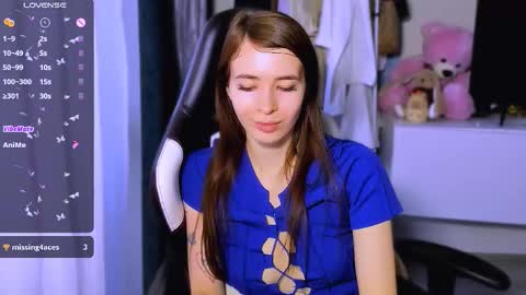 Snapshot of ariamill chatting on October 8, 2025, 6:33 am Ari online show from October 8, 2025, 6:33 am