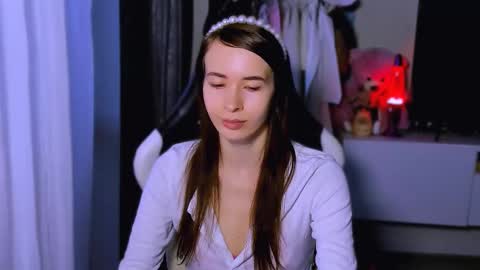 Snapshot of ariamill chatting on October 15, 2025, 5:07 am Ari online show from October 15, 2025, 5:07 am