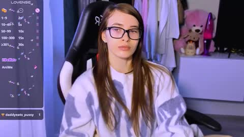 Snapshot of ariamill chatting on October 16, 2025, 6:03 am Ari online show from October 16, 2025, 6:03 am