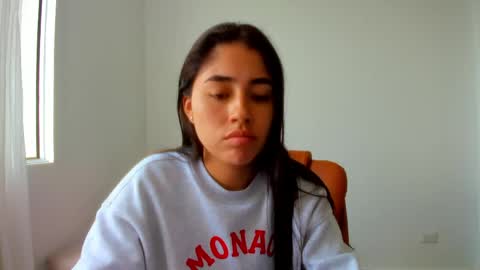 Aria Montgomery online show from April 29, 2026, 6:14 pm