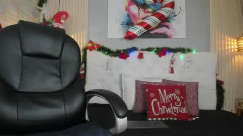 Ari online show from December 19, 2025, 12:12 pm